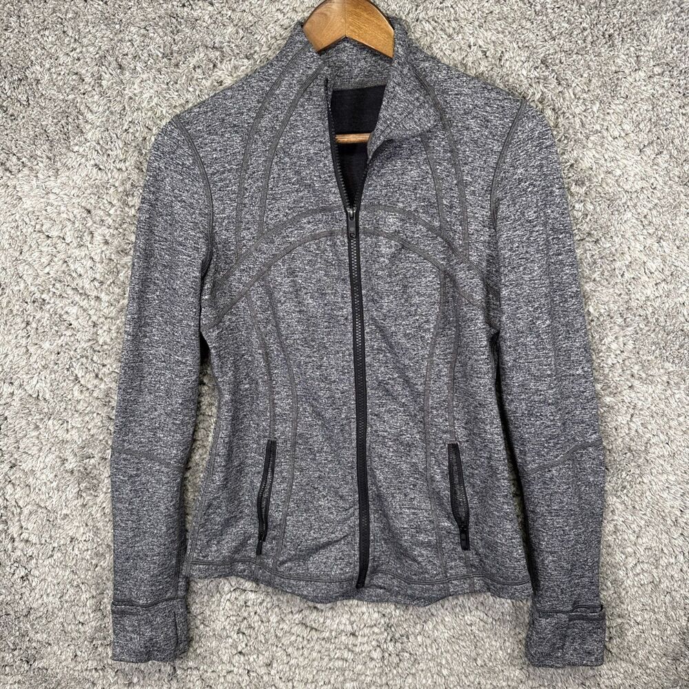 Lululemon Define Jacket Grey Size 8 Zip Up Front Thumb holes Stretch